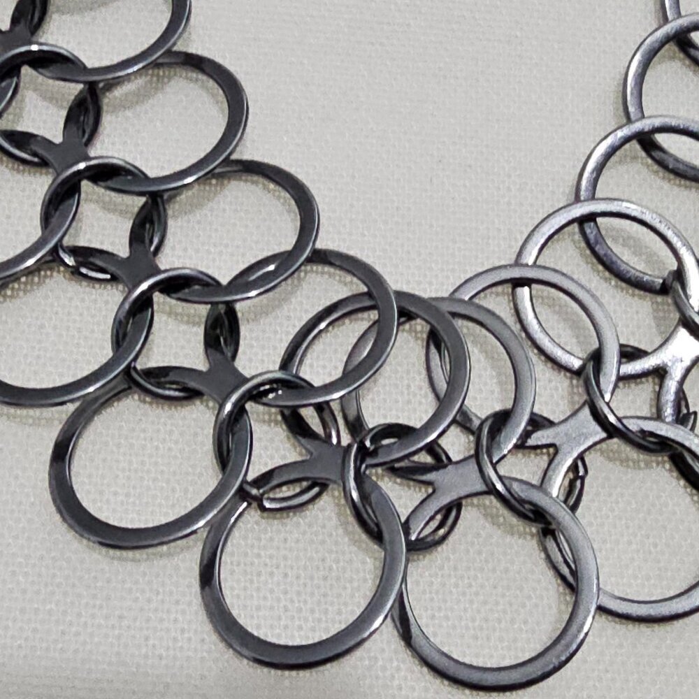 Vintage Ring Silver Gun Metal Curtain Bib Statement Necklace - Picture 2 of 5